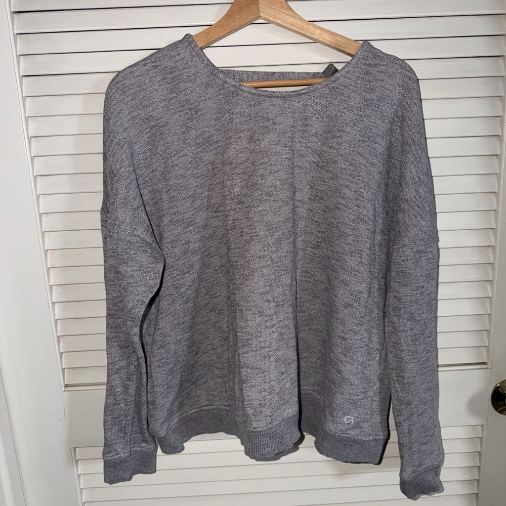 GAP Women’s Heather Gray Crewneck Sweater‎